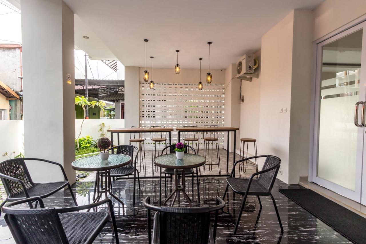 Omah Manis Hostel Yogyakarta Exterior photo